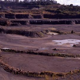 Mining - Students Onsite Drilling - Prospect Quarry