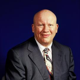 Faculty of Commerce & Economics Staff -  Peter Swan