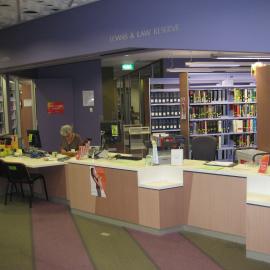 Law Library - Loans & Law Reserve / Information Desk