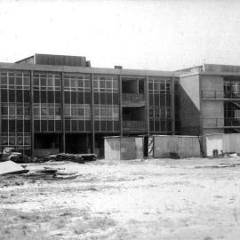 School of Metallurgy Building - Construction - Windows