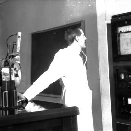 School of Metallurgy - Noel Kennon with X-Ray Diffractometer