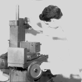 School of Metallurgy - Tony Malin with surface grinder