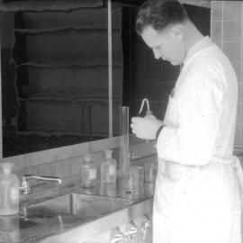 School of Metallurgy - Equipment in Laboratory - Nony Salasoo