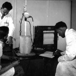 School of Metallurgy - Noel Kennon, Nony Salasoo, Ron Nay