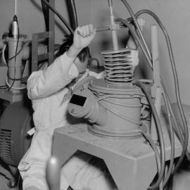 School of Metallurgy - Equipment - Bert Sievers