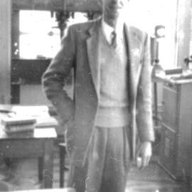 School of Metallurgy Staff - Tony Malin