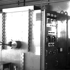 School of Metallurgy - Equipment - High frequency set