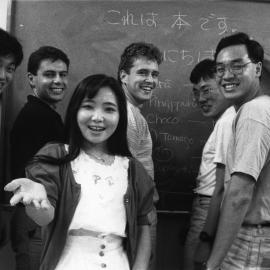 Kasue Okanoto with Faculty of Engineering students