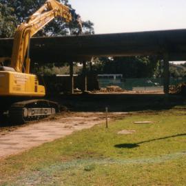 Removal of Anzac Parade Entrance Gates 