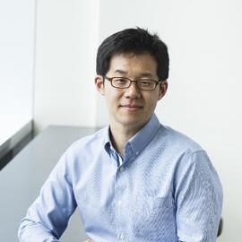 Chang-Mo Kang