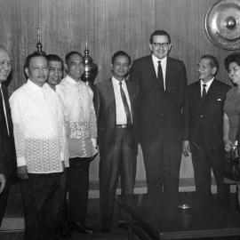 Faculty of Law Visitors (?) with Hal Wootten (centre)