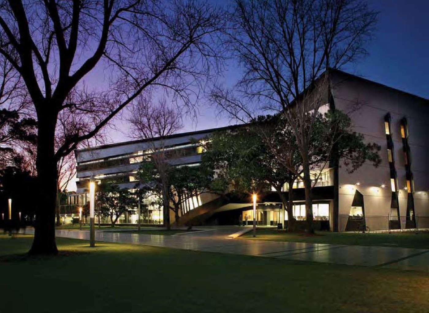 From the front cover of the 2006 Faculty of Law Research Reports